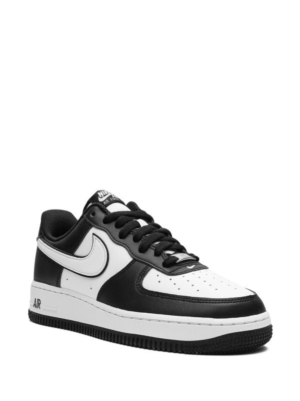 Nike Air Force 1 '07 - Black and White